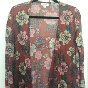 LuLaRoe medium floral Sarah